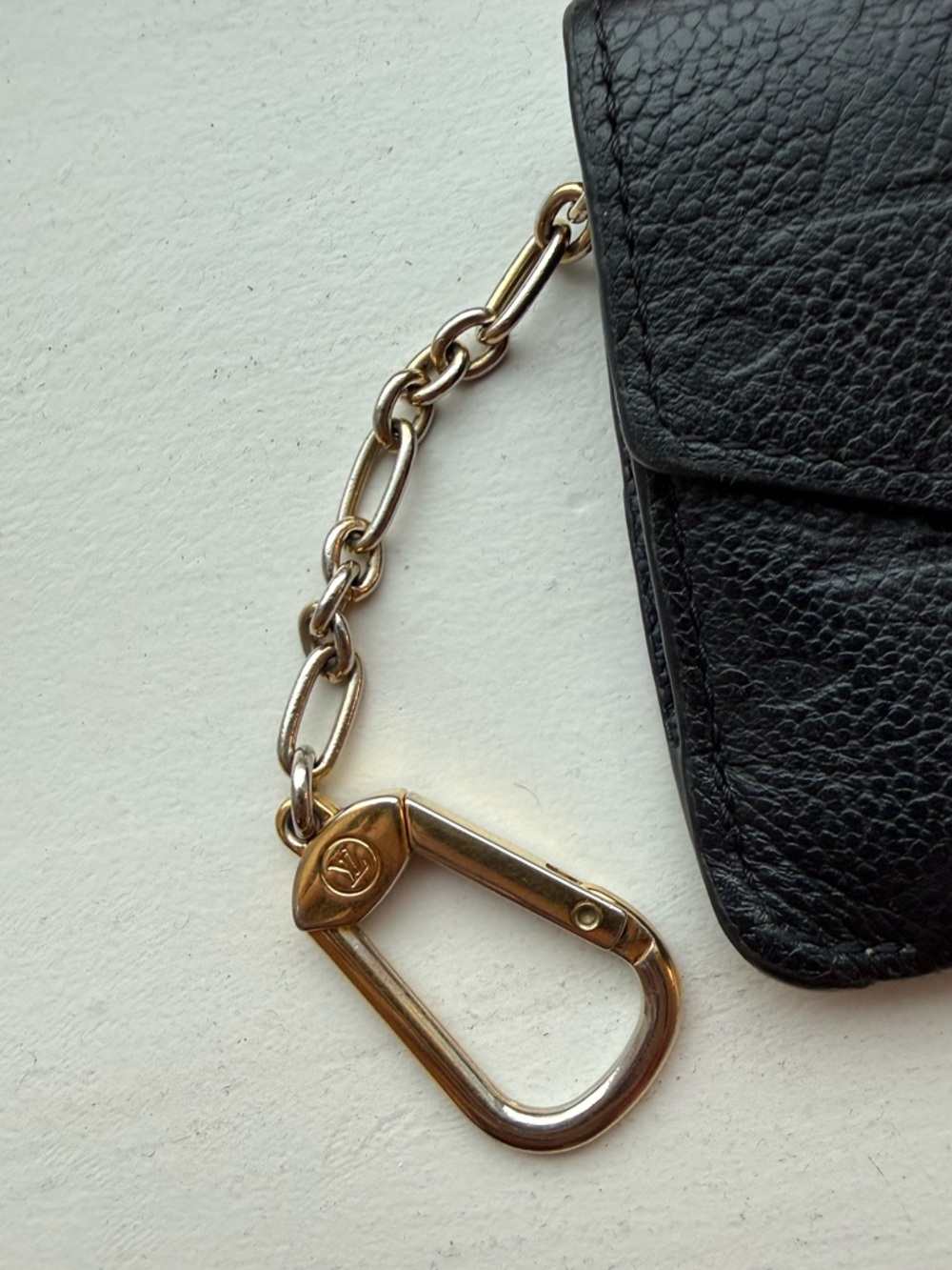 Louis Vuitton Keychain Wallet - Picture 3 of 5